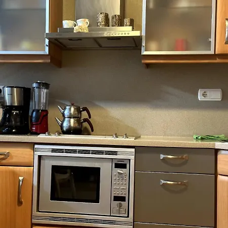 Spacious And Airy , 5 Min Walk To Nisantasi *